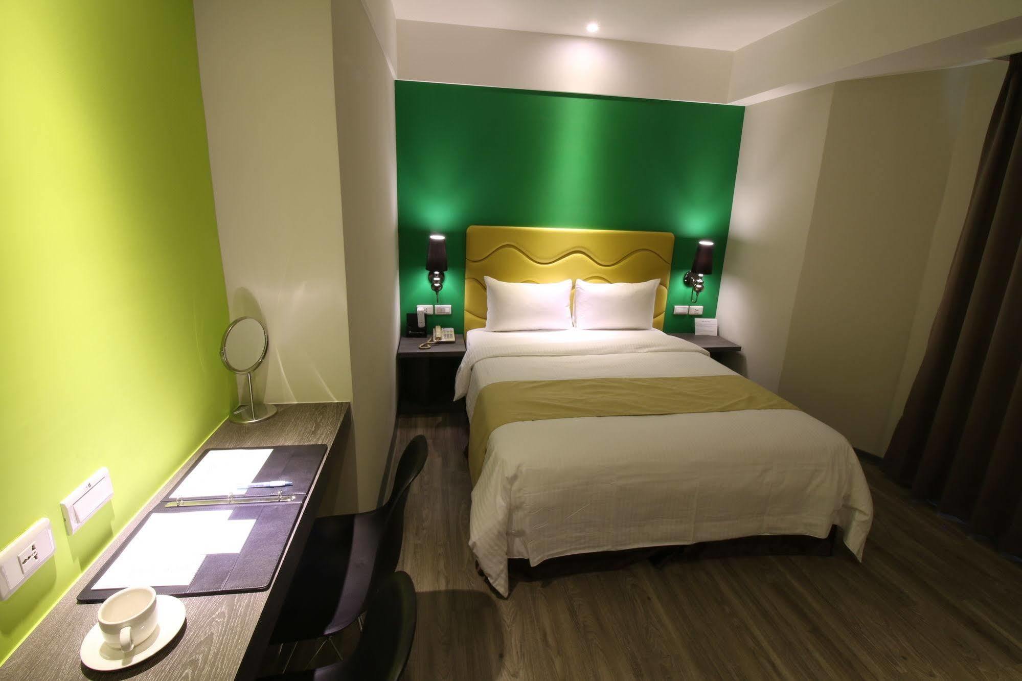 Blue Coast Hotel Kaohsiung Dış mekan fotoğraf